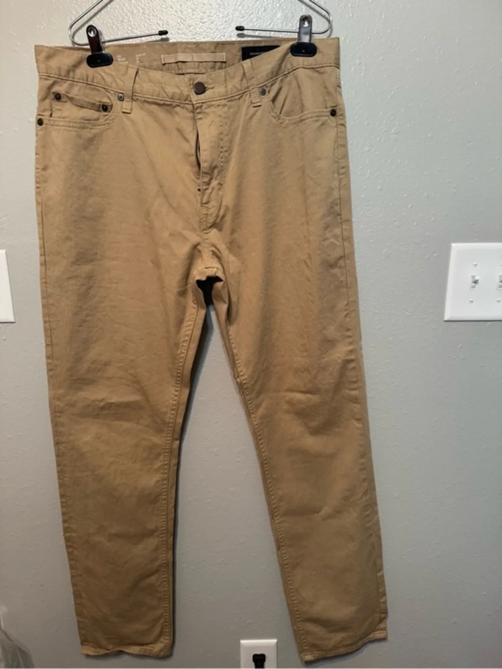 Men's Casual Khaki Pants - Classic Slim Fit